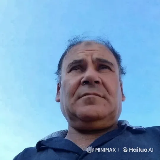 Exhausted Man Finds Lost Caravan in Desert – AI Generated Video | Hailuo AI