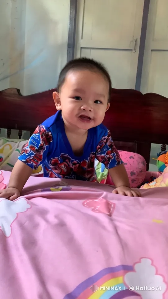 Child Enacts Joyful Kungfu Dance in Colorful Bedroom – AI Generated Video | Hailuo AI