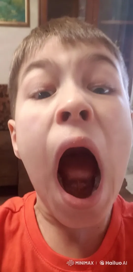 Cozy Living Room with Playful Child – AI Generated Video | Hailuo AI