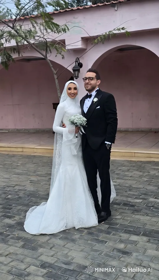 Kung-Fu Wedding Couple in Synchronized Fight – AI Generated Video | Hailuo AI