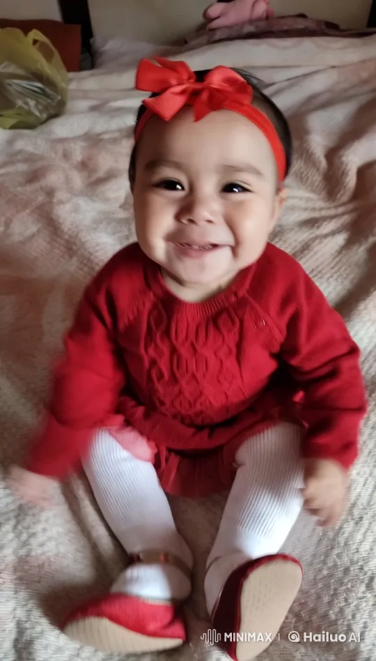 Baby in Red Outfit Enacts Kung Fu and Joyful Dance – AI Generated Video | Hailuo AI