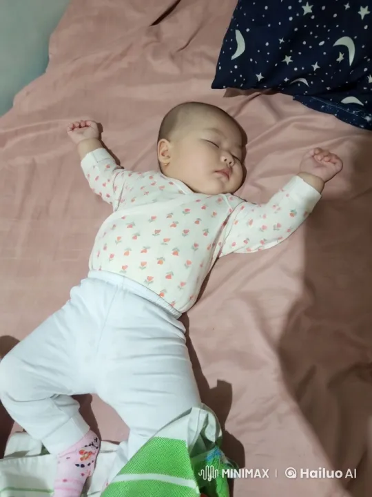 Baby's Playful Dance and Kungfu Moves – AI Generated Video | Hailuo AI