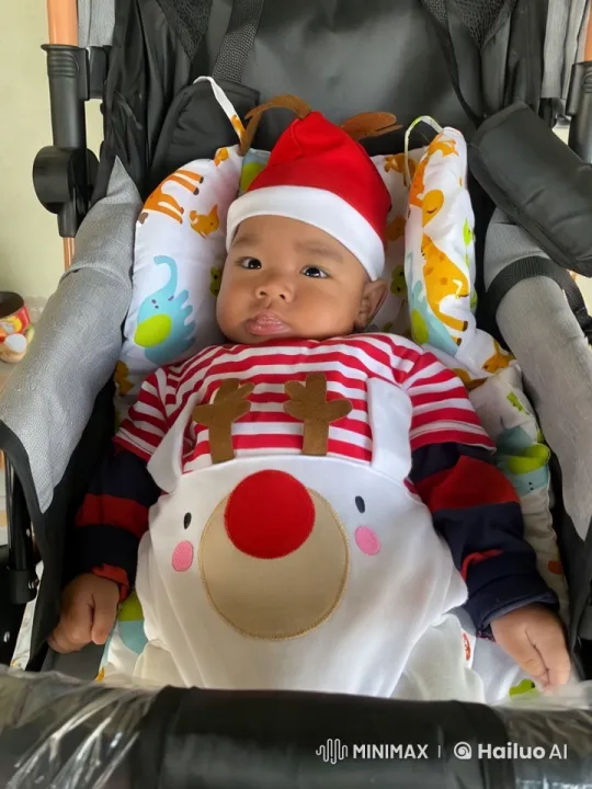 Baby in Festive Reindeer Outfit Dances Cutely – AI Generated Video | Hailuo AI