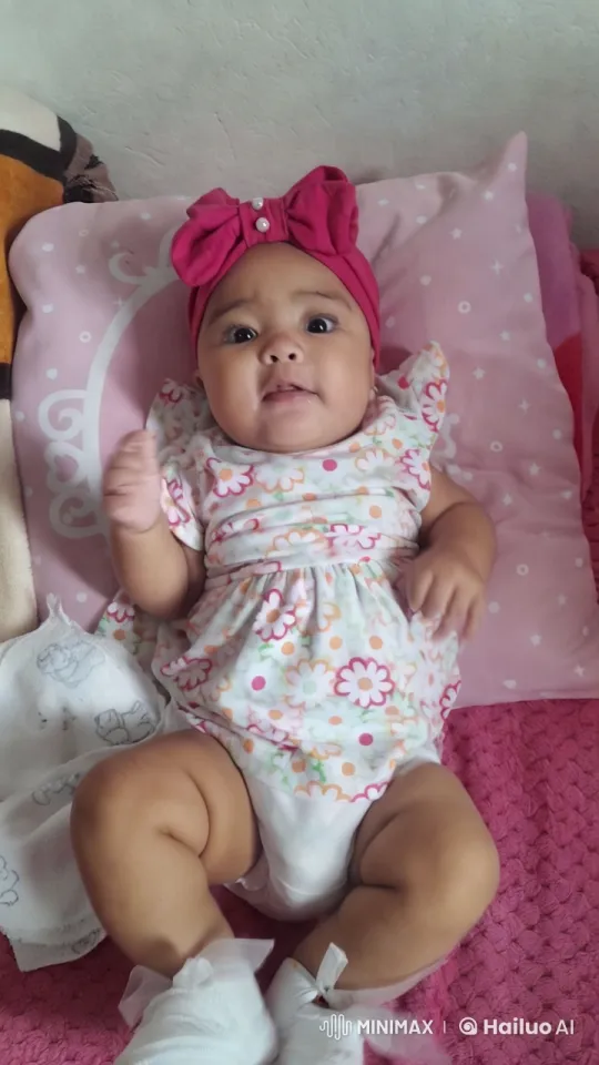 Baby's Joyful Dance and Kungfu Moves – AI Generated Video | Hailuo AI