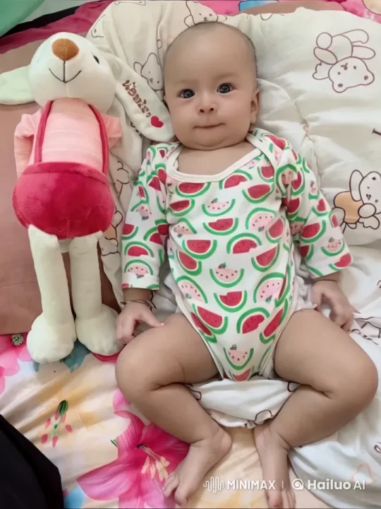 Baby's First Steps with Plush Rabbit Companion – AI Generated Video | Hailuo AI