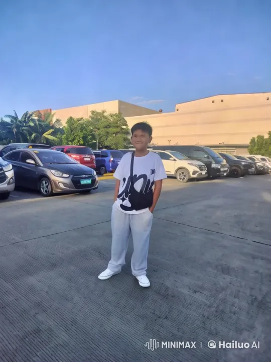 Young Dancer Showcases Dance and Kung Fu Skills – AI Generated Video | Hailuo AI