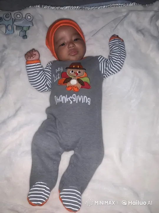 Baby's First Thanksgiving Kung Fu Dance – AI Generated Video | Hailuo AI
