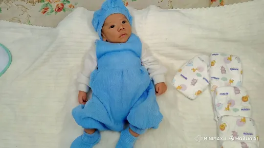 Baby's Joyful Kungfu Dance in Cozy Outfit – AI Generated Video | Hailuo AI