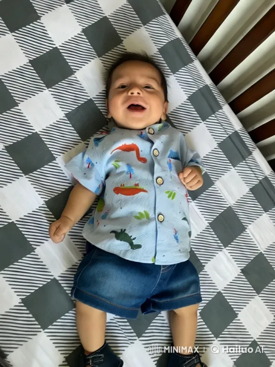 Baby's Joyful Dance and Playful Kung Fu Moves – AI Generated Video | Hailuo AI