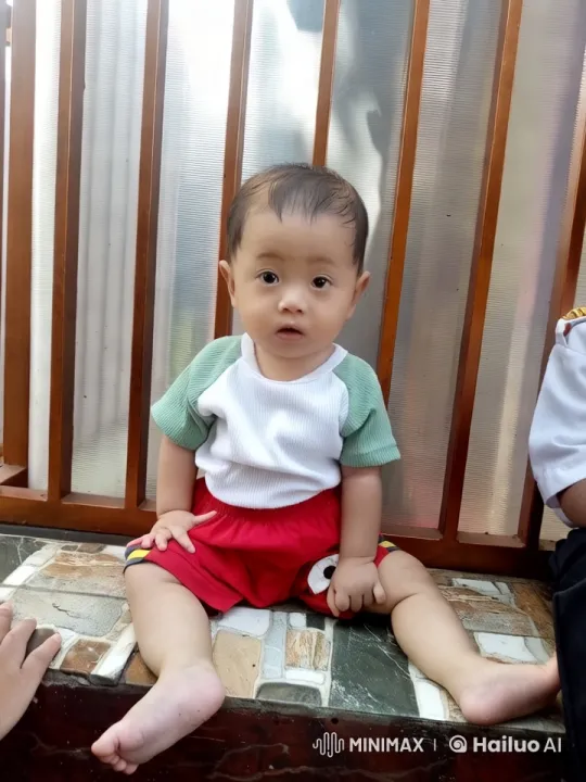 Child Practicing Kungfu in Playful Atmosphere – AI Generated Video | Hailuo AI