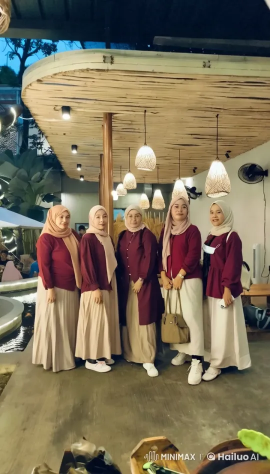 Women Perform Kungfu in Elegant Café Setting – AI Generated Video | Hailuo AI