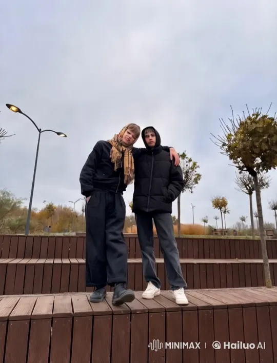 Transformation and Flight in a Park Setting – AI Generated Video | Hailuo AI