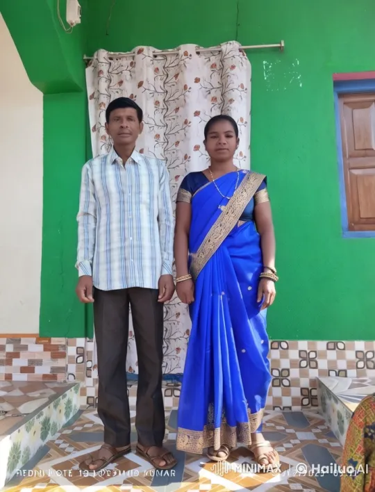 Couple Shares Tender Moment in Live2D Animation – AI Generated Video | Hailuo AI
