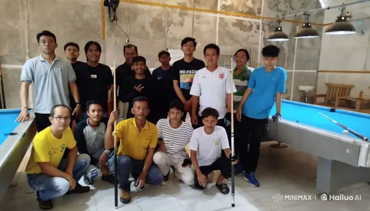 Casual Pool Game Celebration in Rustic Setting – AI Generated Video | Hailuo AI