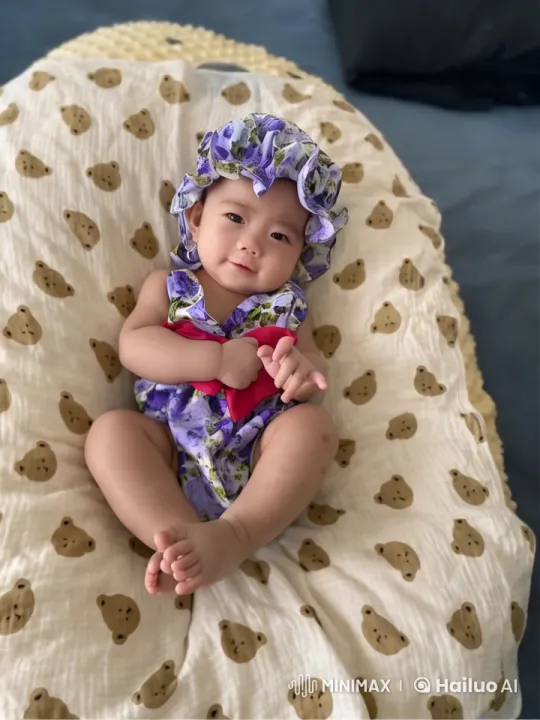 Baby's Joyful Dance and Kungfu Moves on Soft Blanket – AI Generated Video | Hailuo AI