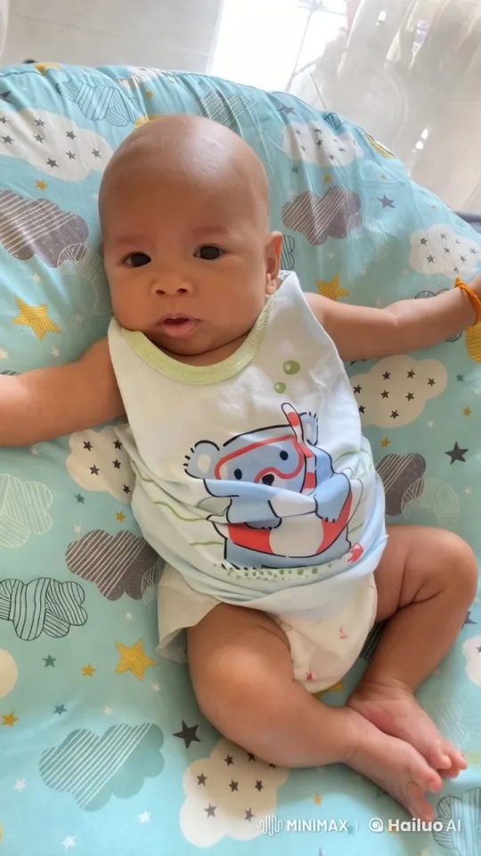 Baby's Playful Dance and Kungfu Moves – AI Generated Video | Hailuo AI