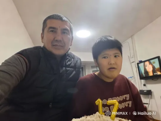 Father and Child Celebrate Birthday with Emotion – AI Generated Video | Hailuo AI