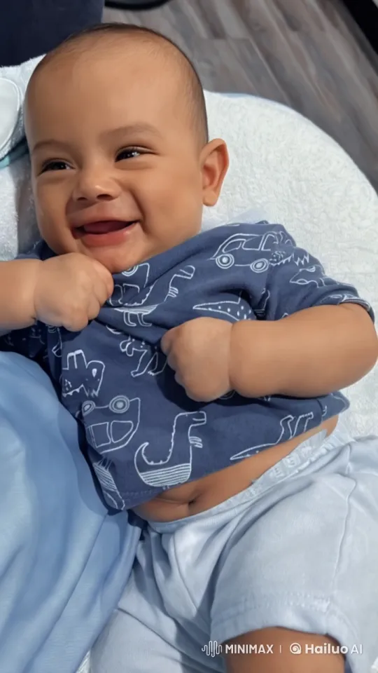 Baby's Playful Dance and Kungfu Moves – AI Generated Video | Hailuo AI