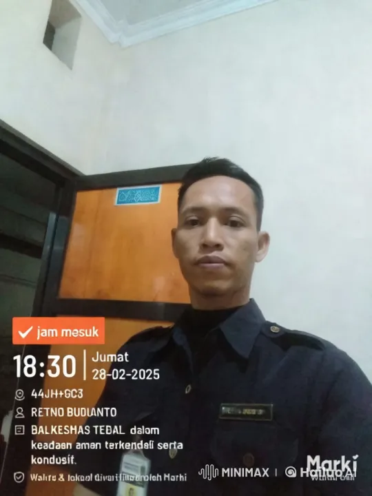 Man and Tiger Share Serene Embrace in Calm Room – AI Generated Video | Hailuo AI