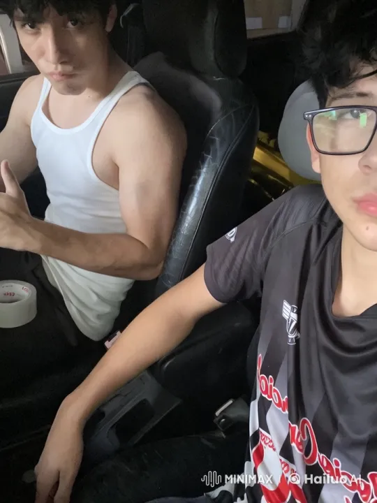 Young Men in Car with Artistic Close-up – AI Generated Video | Hailuo AI
