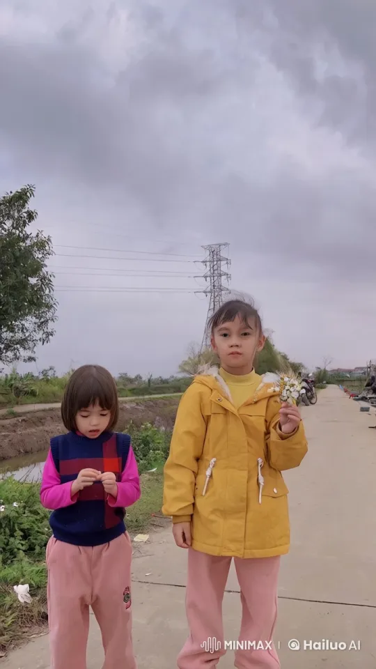 Children Perform Impressive Kung Fu in Countryside Setting – AI Generated Video | Hailuo AI