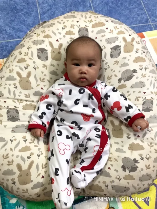 Baby Dances Playfully on Themed Cushion – AI Generated Video | Hailuo AI