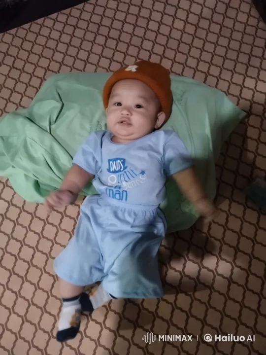 Baby's Playful Kungfu Dance Captured on Film – AI Generated Video | Hailuo AI