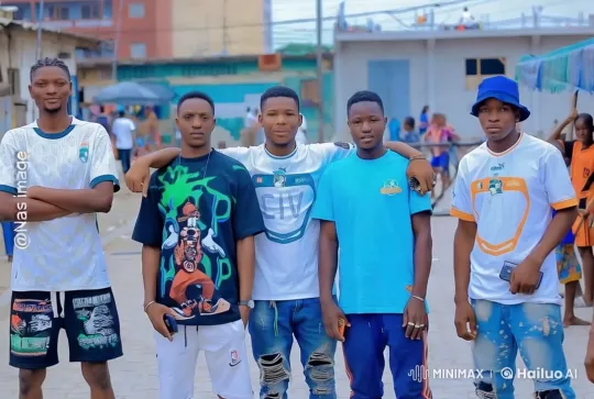 Vibrant Young Men Showcase Dynamic Kung Fu in Urban Setting – AI Generated Video | Hailuo AI