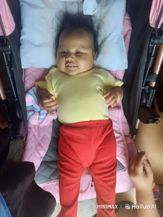 Baby Dancing Delightfully in Stroller with Vibrant Colors – AI Generated Video | Hailuo AI