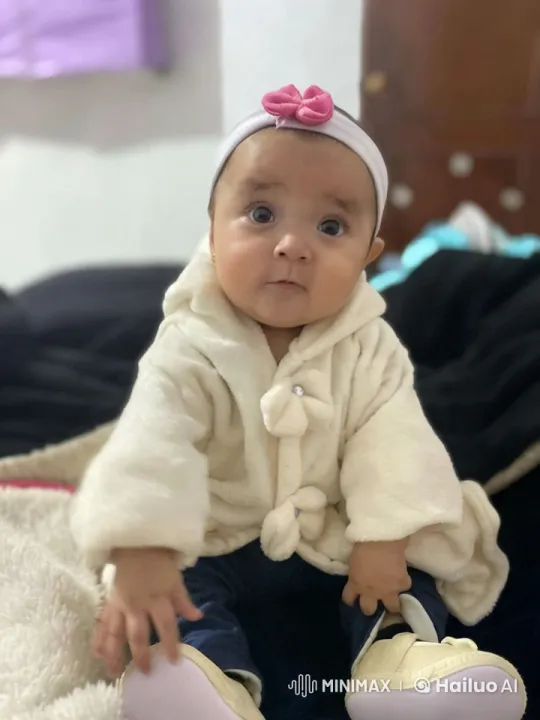 Baby's Joyful Kung Fu Dance in Cozy Bedroom – AI Generated Video | Hailuo AI