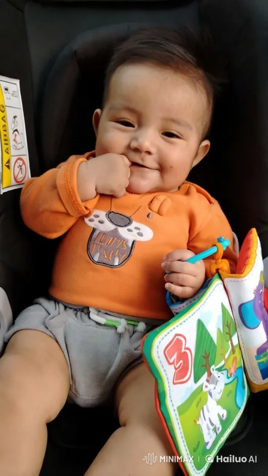 Baby Dancing Enthusiastically in Colorful Outfit – AI Generated Video | Hailuo AI
