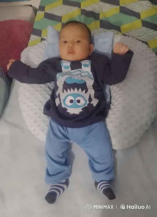 Baby's Playful Dance and Kung Fu Moves – AI Generated Video | Hailuo AI