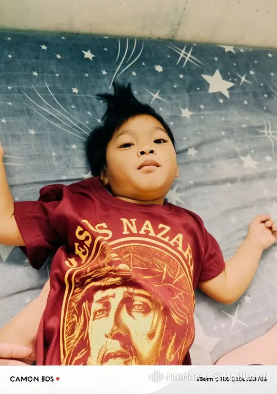 Child Practicing Kung Fu in Starry Live2D Animation – AI Generated Video | Hailuo AI