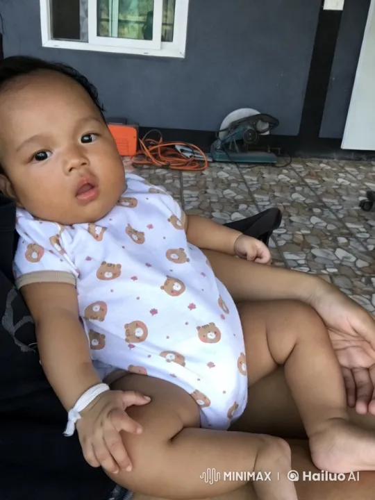 Baby's Joyful Dance and Playful Punches – AI Generated Video | Hailuo AI