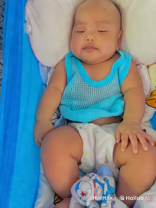 Baby's Vigorous Kungfu Moves in Cradle – AI Generated Video | Hailuo AI