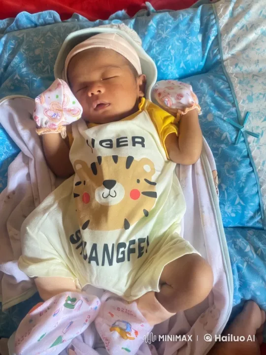 Baby Dances Joyfully on Soft Blanket – AI Generated Video | Hailuo AI