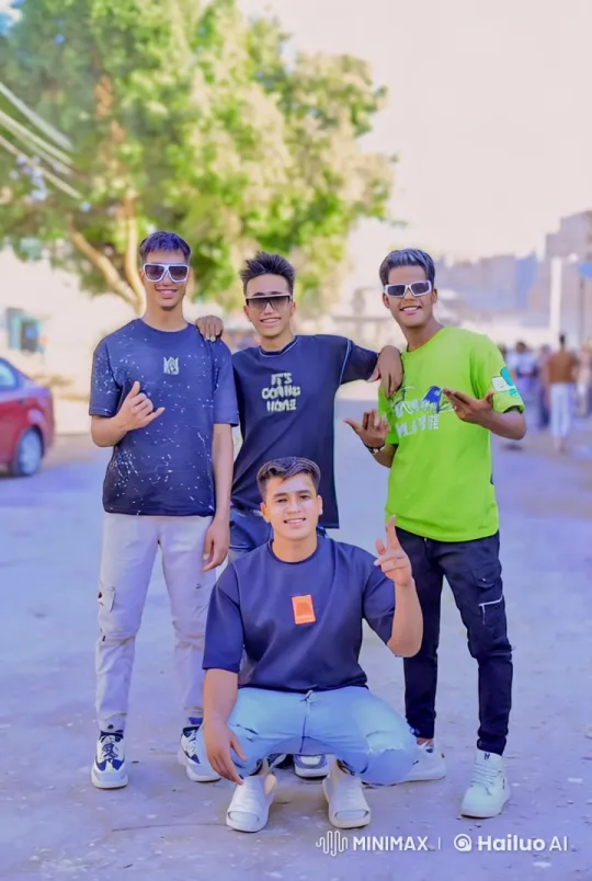Young Men Perform Synchronized Kungfu on Urban Street – AI Generated Video | Hailuo AI