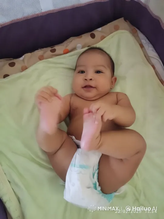 Baby's Playful Dance and Kung Fu Mimicry – AI Generated Video | Hailuo AI