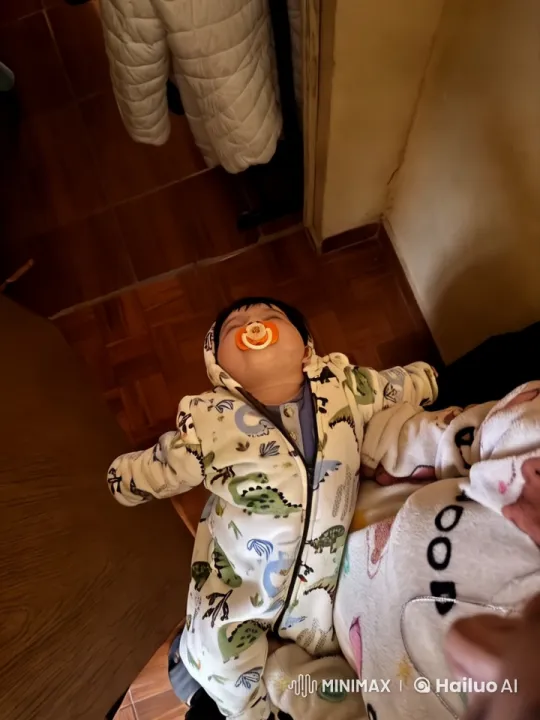 Baby in Dinosaur Onesie Delights with Dance and Playful Kung Fu Moves – AI Generated Video | Hailuo AI