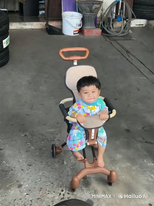 Child's Joyful Dance in Colorful Pajamas – AI Generated Video | Hailuo AI