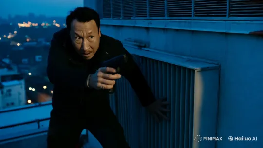 Tense Nighttime Shootout on Skyscraper Roof – AI Generated Video | Hailuo AI