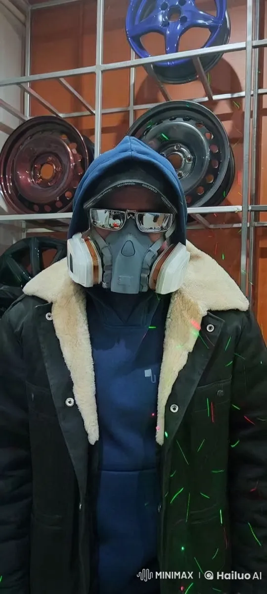 Cyberpunk Figure with Futuristic Guns Amid Dynamic Lights – AI Generated Video | Hailuo AI
