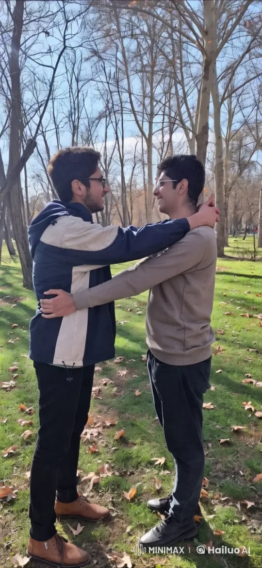 Intimate Embrace in Autumn Park – AI Generated Video | Hailuo AI
