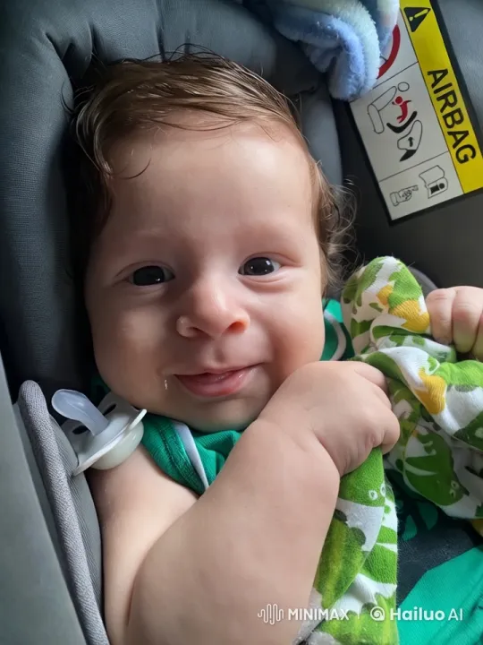 Baby Dancing in Car Seat with Playful Moves – AI Generated Video | Hailuo AI