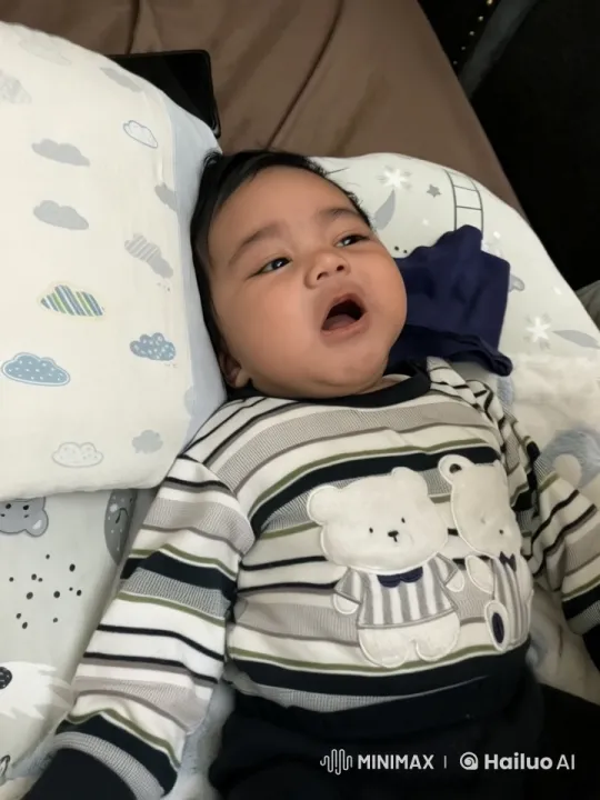 Baby's Playful Dance and Kung Fu Moves in Animated Video – AI Generated Video | Hailuo AI
