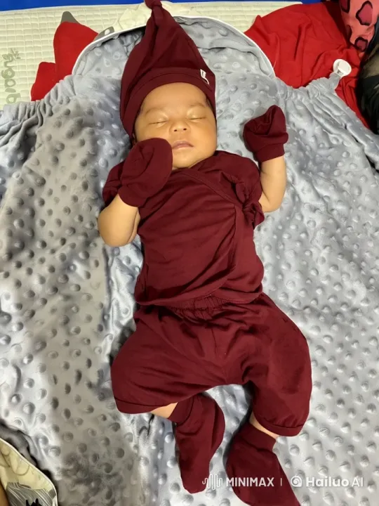 Baby Dancing Delightfully on Cozy Grey Blanket – AI Generated Video | Hailuo AI