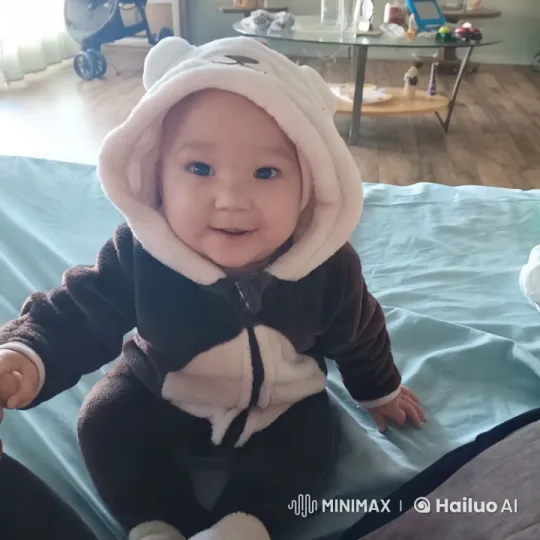 Baby in Bear Onesie Mimics Kung Fu Dance – AI Generated Video | Hailuo AI