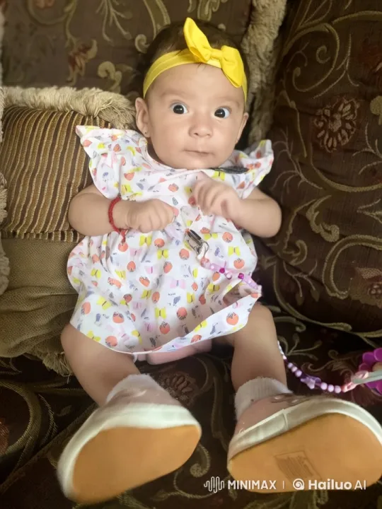 Baby Girl's Joyful Dance and Kung Fu Pose – AI Generated Video | Hailuo AI