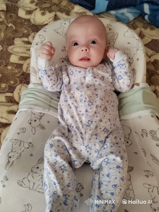 Baby's Playful Dance and Kungfu Pose – AI Generated Video | Hailuo AI