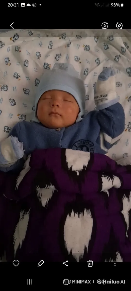 Innocent Joy: Baby's First Dance in the Nursery – AI Generated Video | Hailuo AI